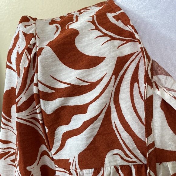 a new day | Fall Top | Brown & White | Medium - Picture 6 of 10